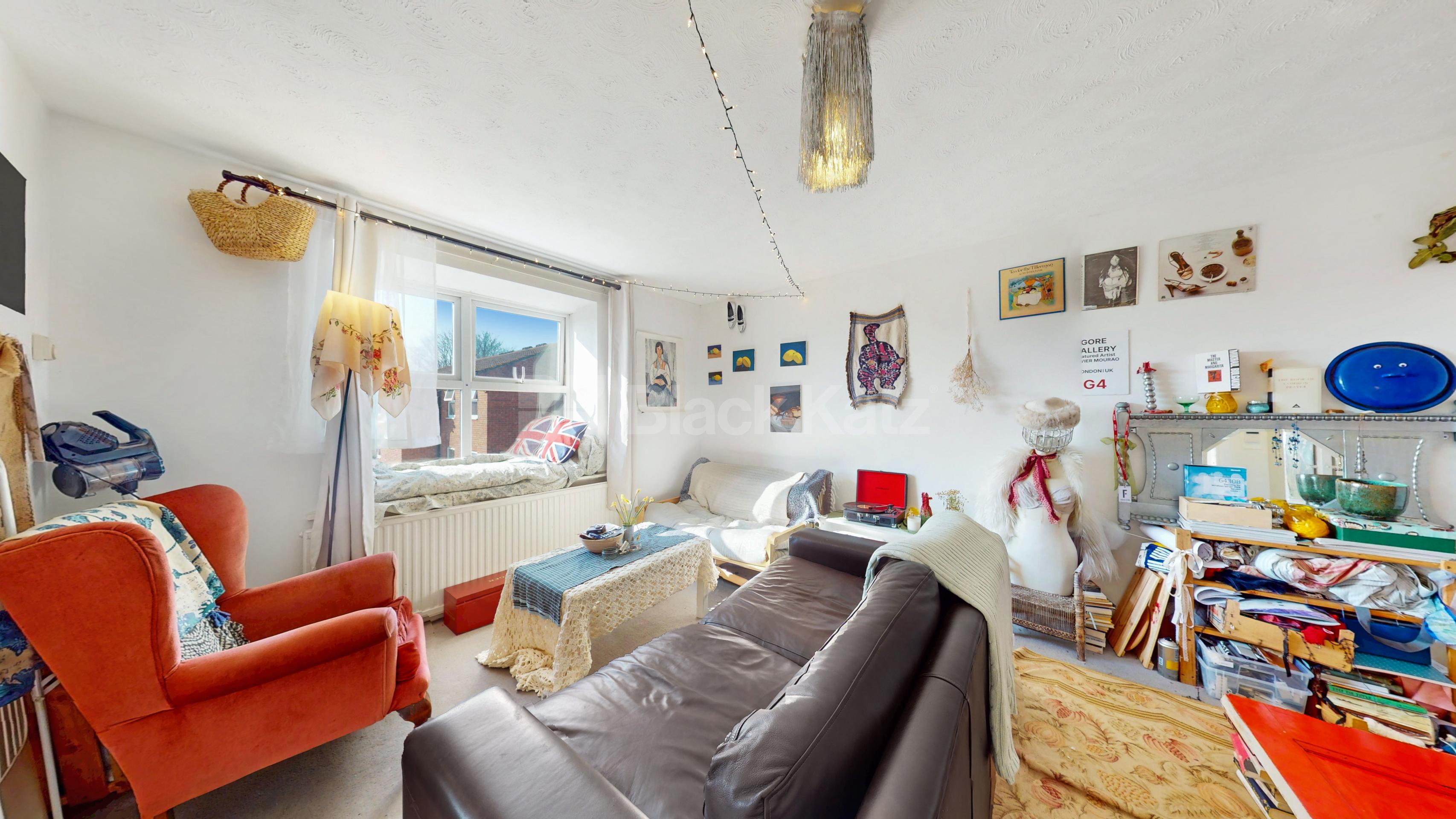 Fantastic two bed located within mins to Camden & Kings Cross Barker Drive, Camden NW1